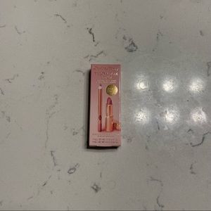 Charlotte Tilbury lipstick and lip pencil